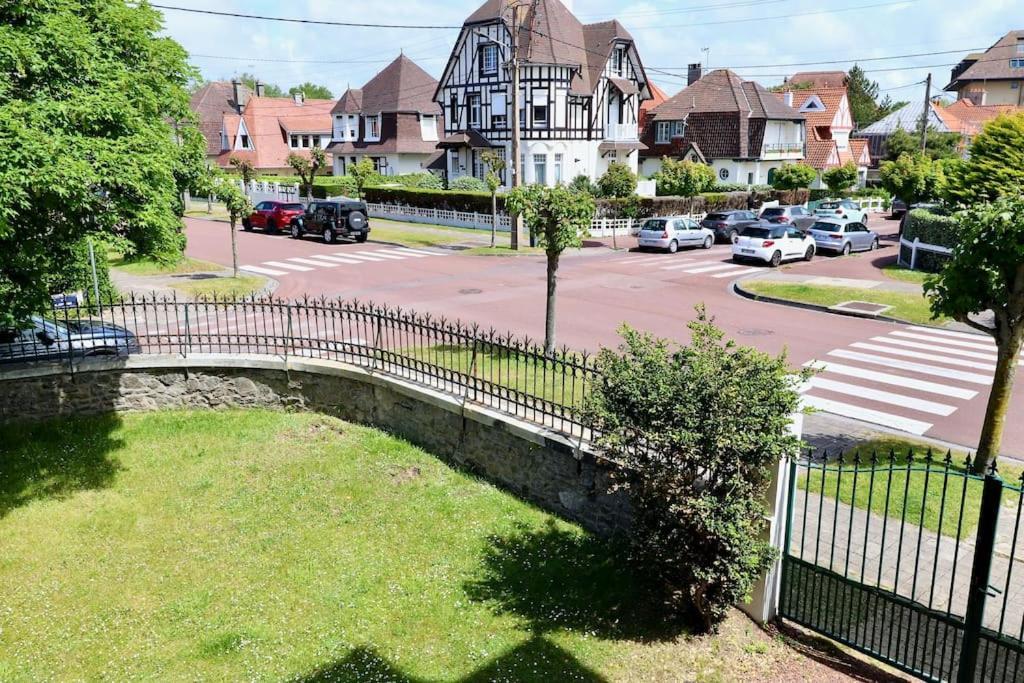 Le Bercail : Apt Avec Balcon Et Parking, Vue Phare! Le Touquet Εξωτερικό φωτογραφία